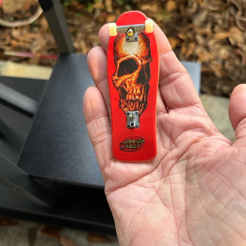 Tech Deck Vintage Santa Cruz Red Skill Fingerboard  Y2K